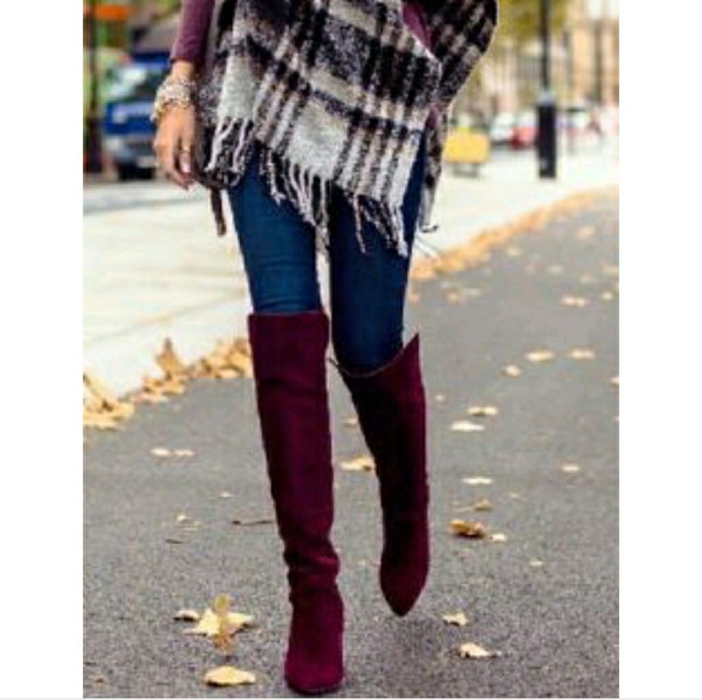 Calvin Klein Designer eggplant boots